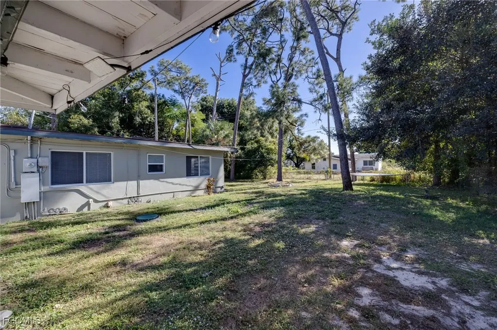 2144 Earl Road Fort Myers FL 33901