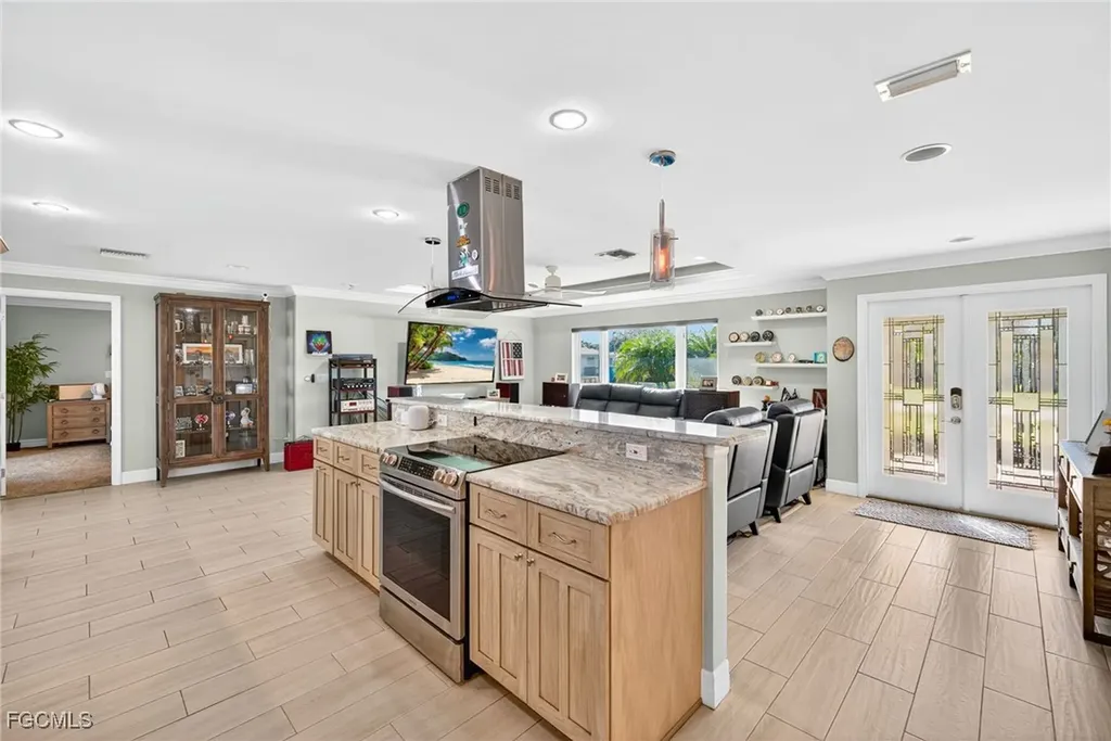 2243 Flora Avenue Fort Myers FL 33907