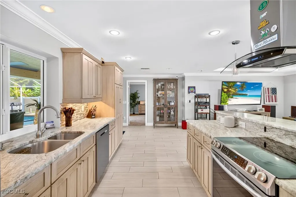 2243 Flora Avenue Fort Myers FL 33907