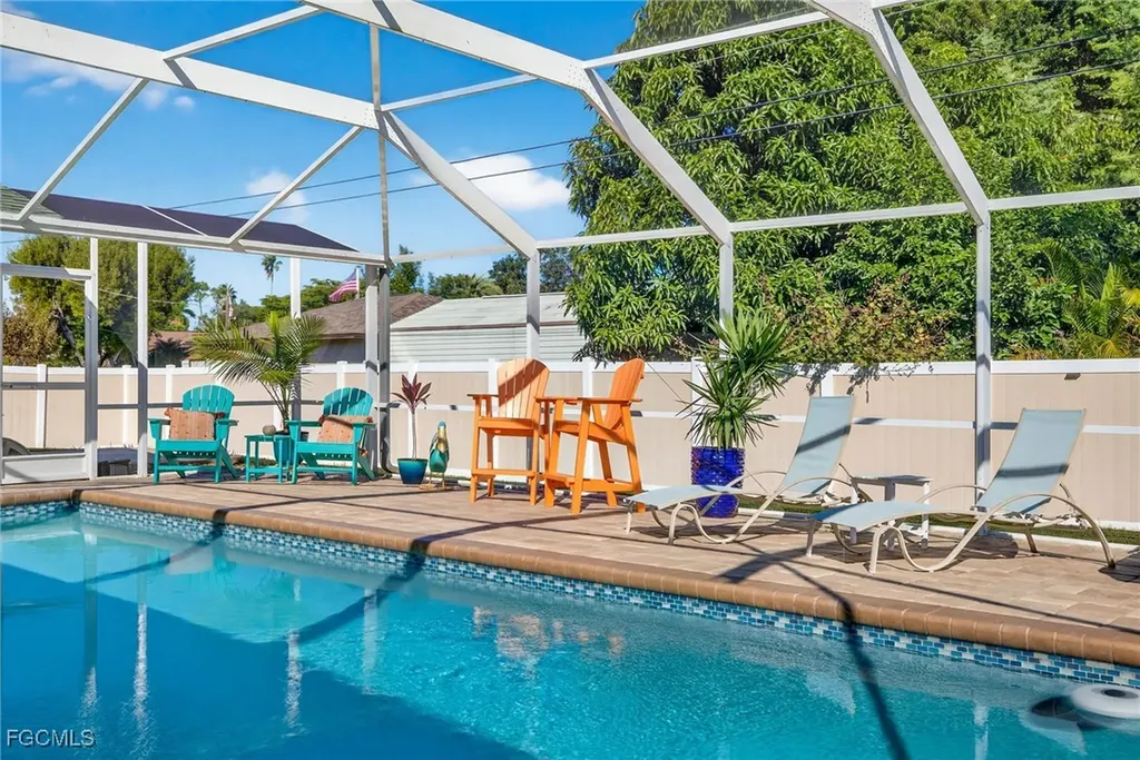 2243 Flora Avenue Fort Myers FL 33907