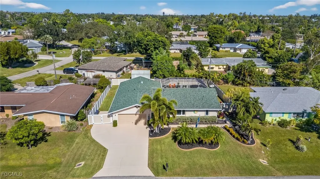 2243 Flora Avenue Fort Myers FL 33907