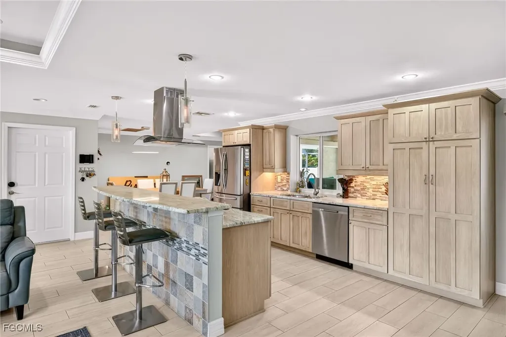 2243 Flora Avenue Fort Myers FL 33907