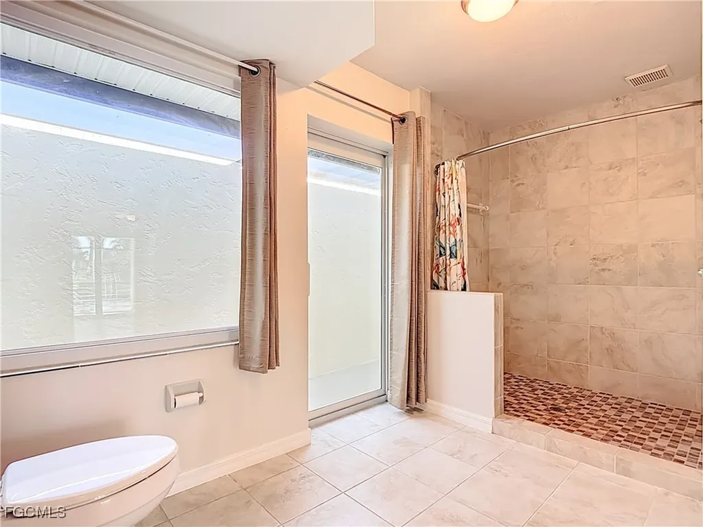 144 SW 38th Terrace Cape Coral FL 33914