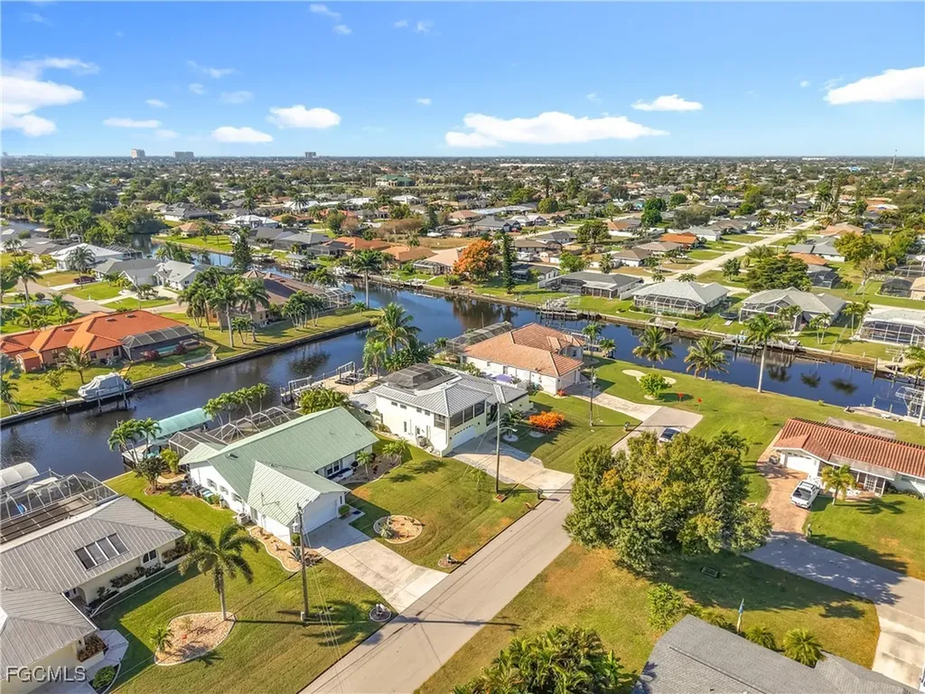 144 SW 38th Terrace Cape Coral FL 33914