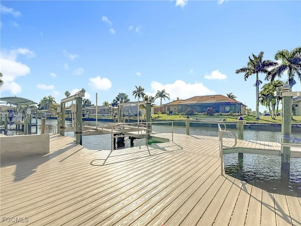 144 SW 38th Terrace Cape Coral FL 33914