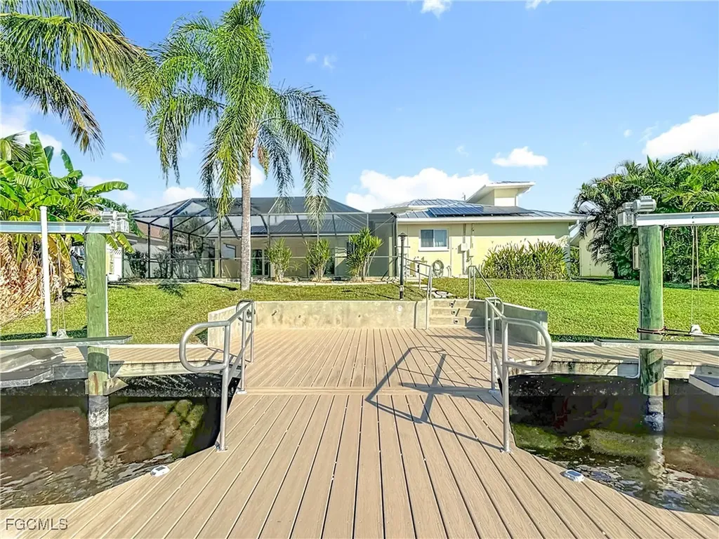 144 SW 38th Terrace Cape Coral FL 33914