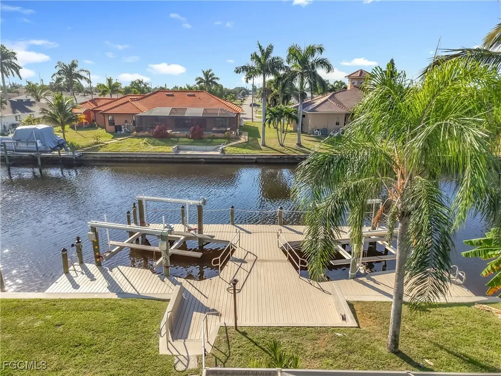144 SW 38th Terrace Cape Coral FL 33914
