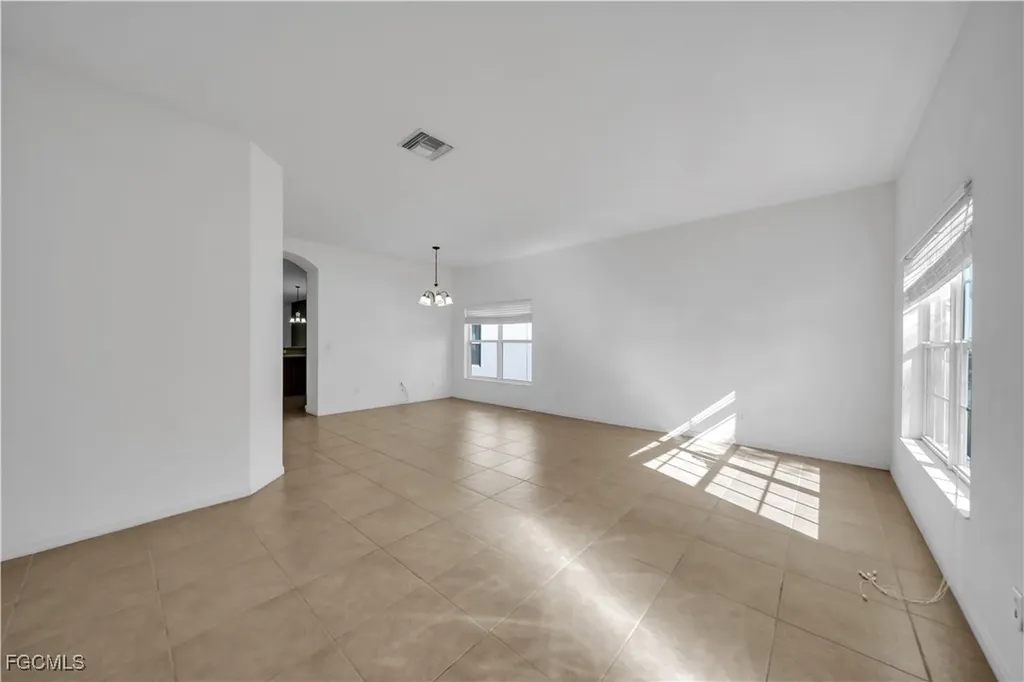 8125 Silver Birch Way Lehigh Acres FL 33971