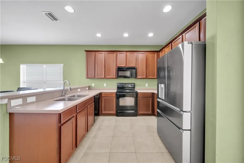 8125 Silver Birch Way Lehigh Acres FL 33971