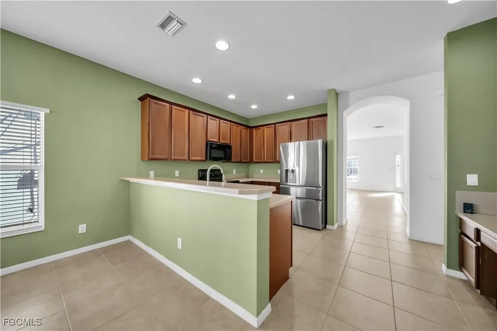 8125 Silver Birch Way Lehigh Acres FL 33971