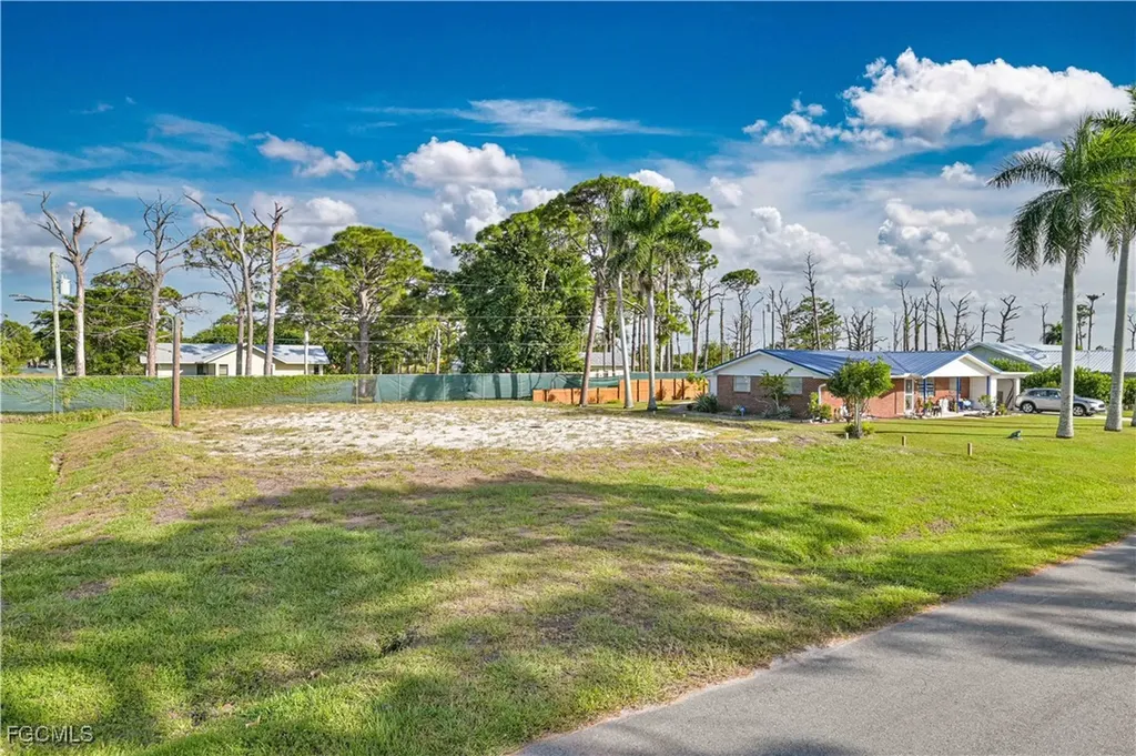 7144 Vassar Drive Fort Myers FL 33908