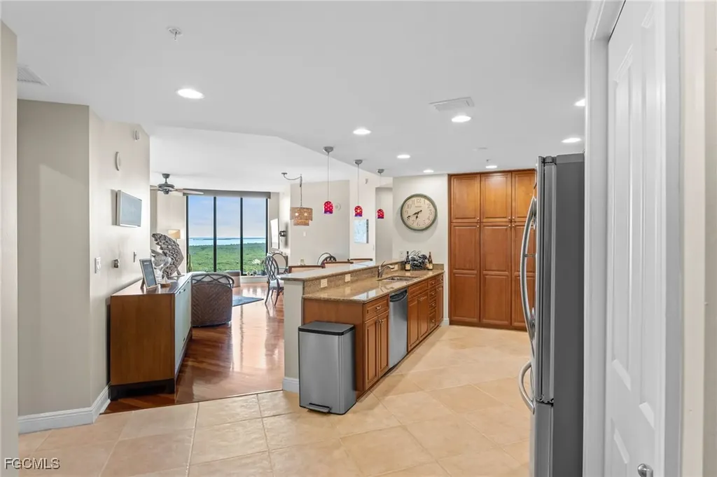 5781 Cape Harbour Drive Cape Coral FL 33914