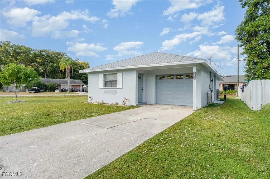 12602 Fourth Street Fort Myers FL 33905