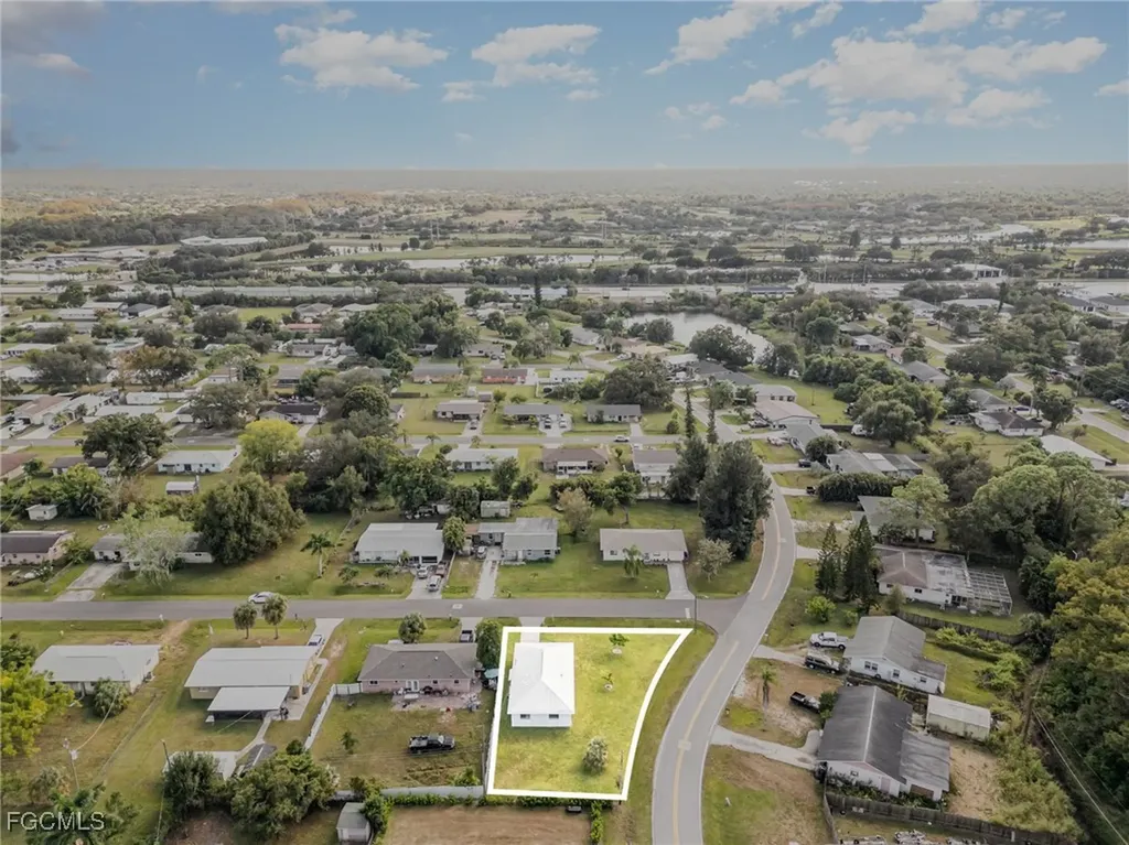 12602 Fourth Street Fort Myers FL 33905