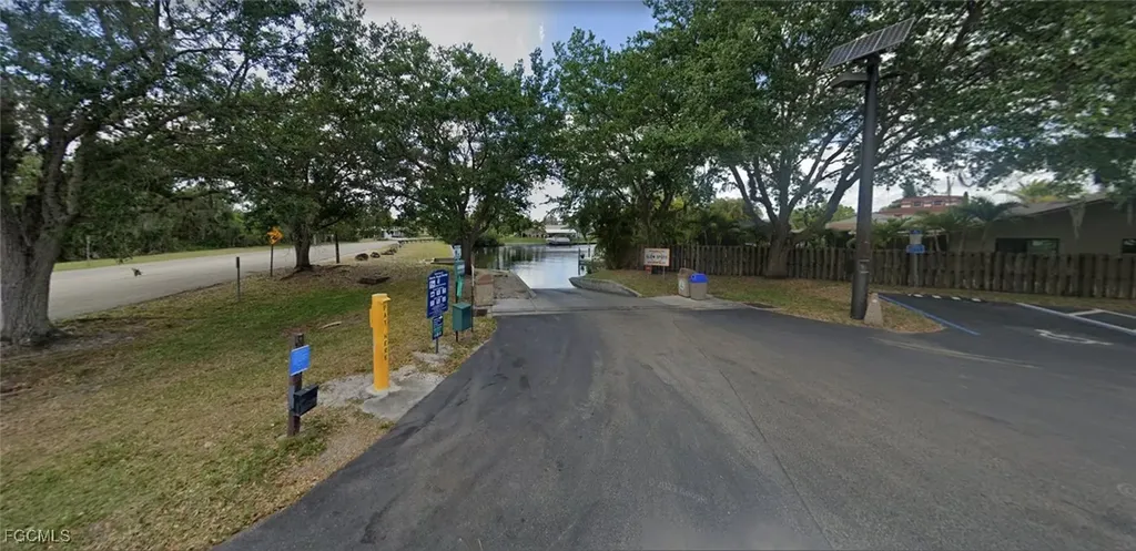 12602 Fourth Street Fort Myers FL 33905