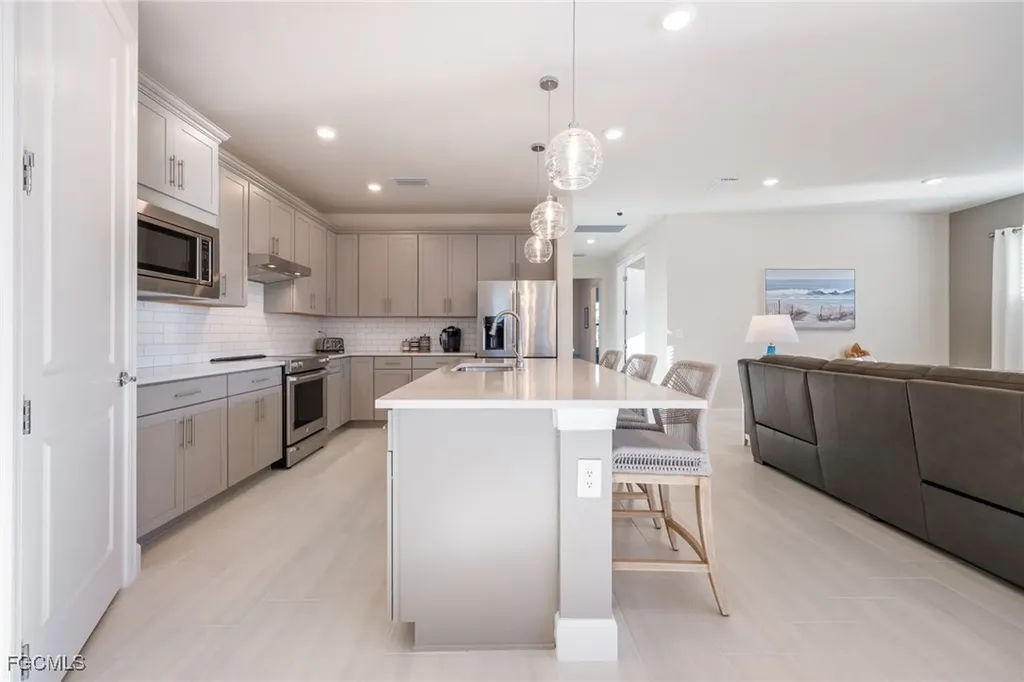 16089 Rosemallow Lane Alva FL 33920