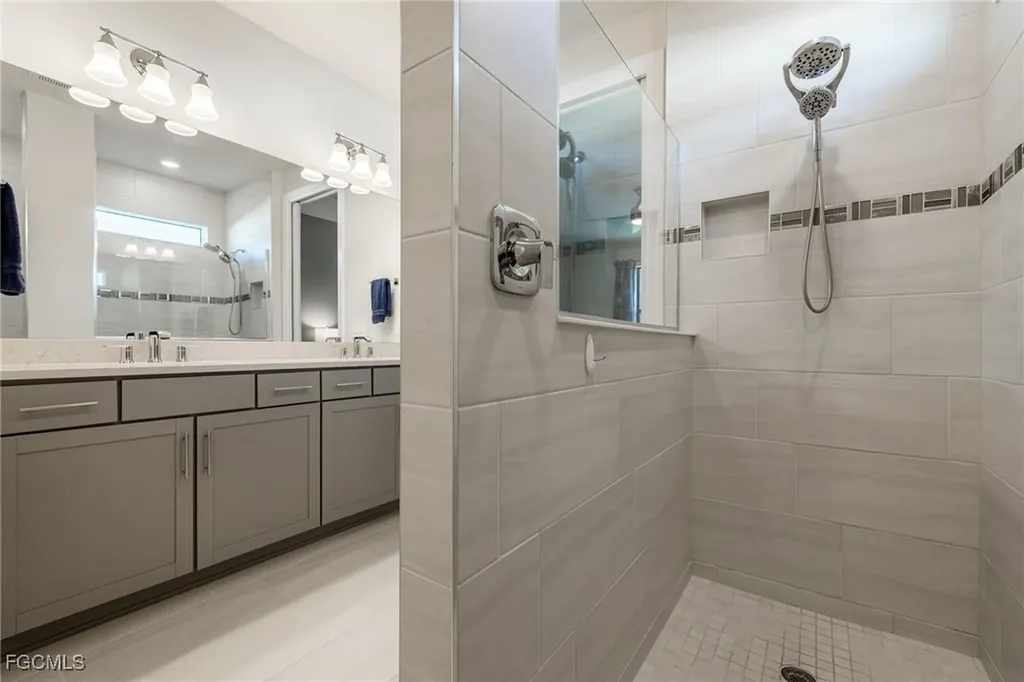 16089 Rosemallow Lane Alva FL 33920