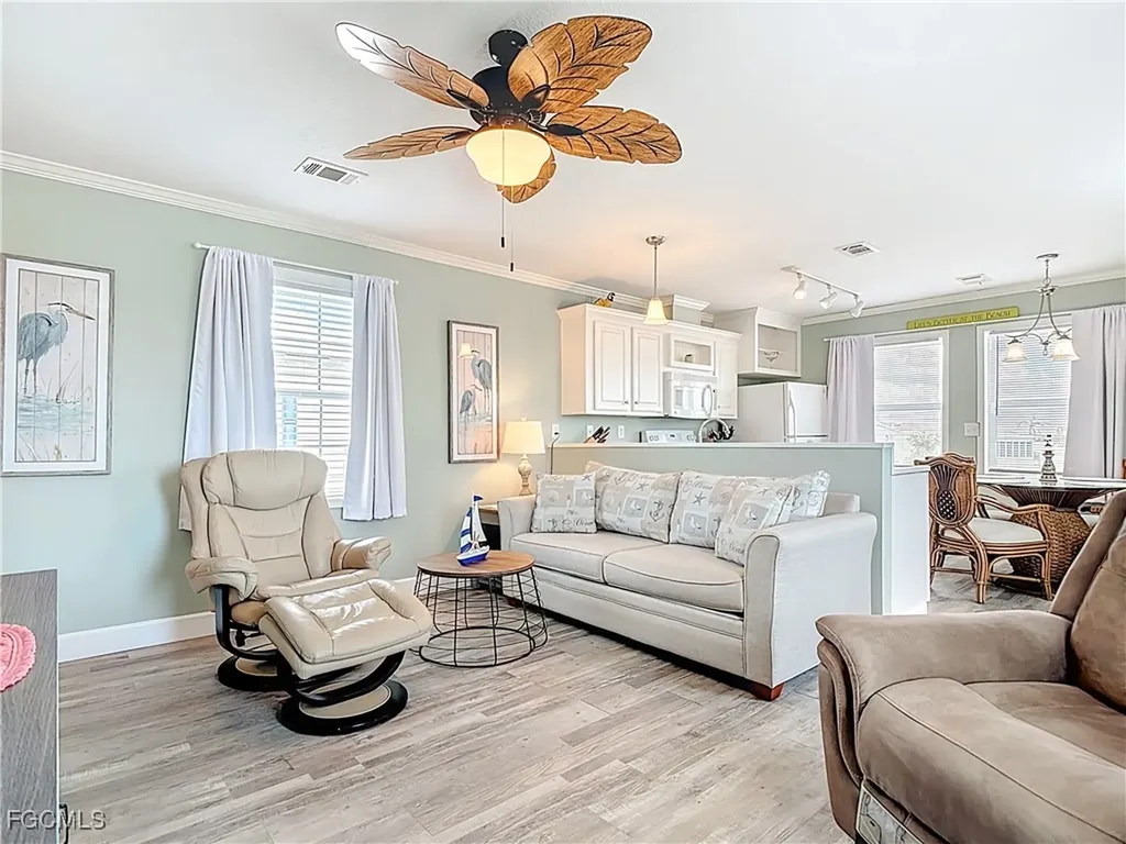 16 Helen Lane Fort Myers Beach FL 33931