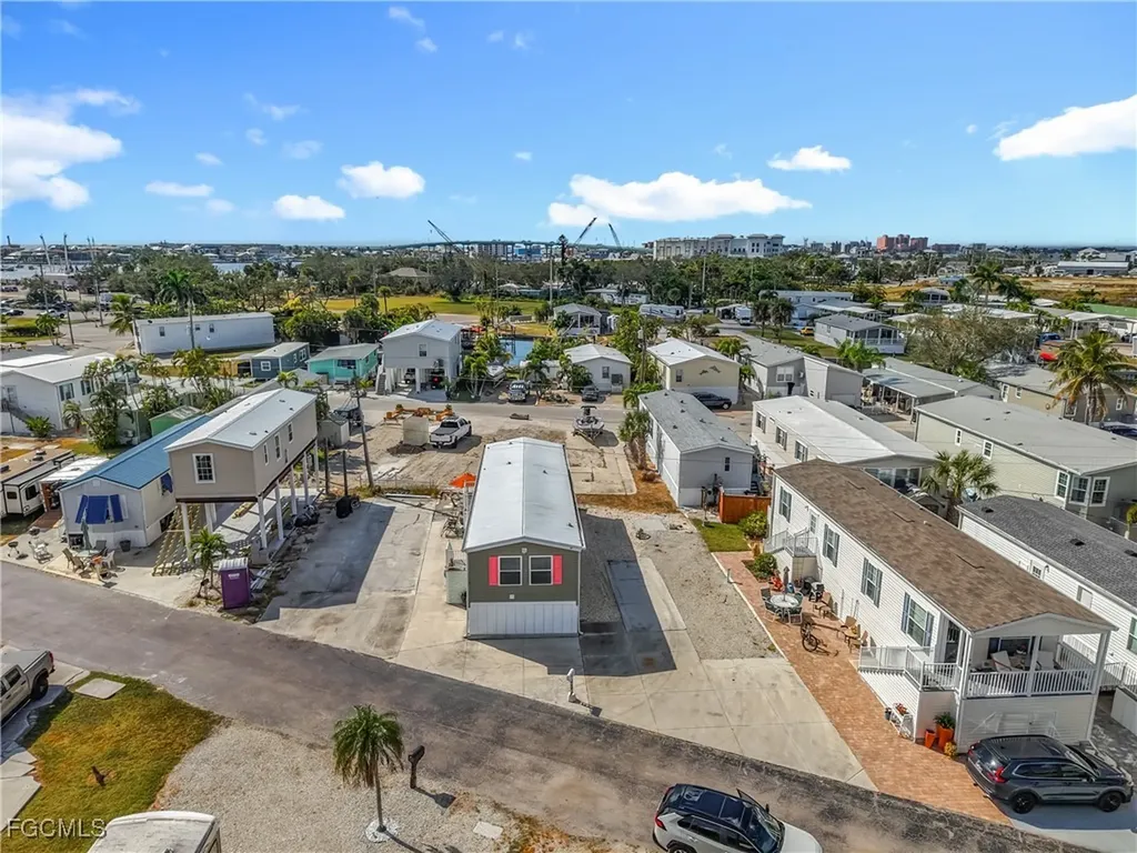 16 Helen Lane Fort Myers Beach FL 33931