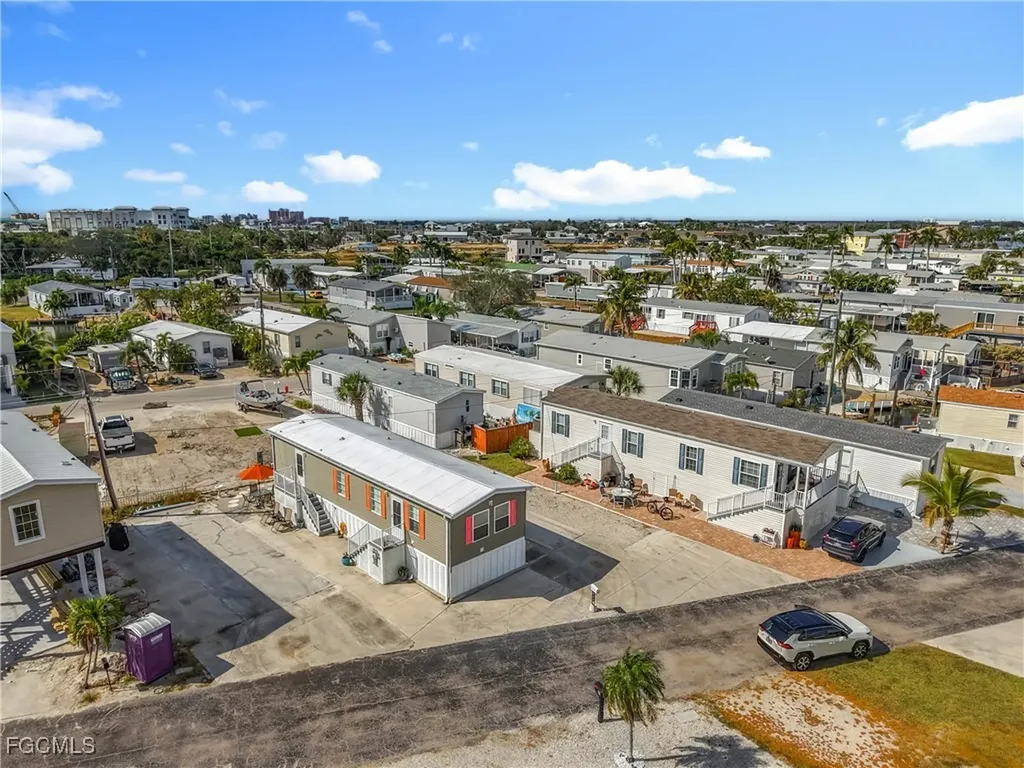 16 Helen Lane Fort Myers Beach FL 33931