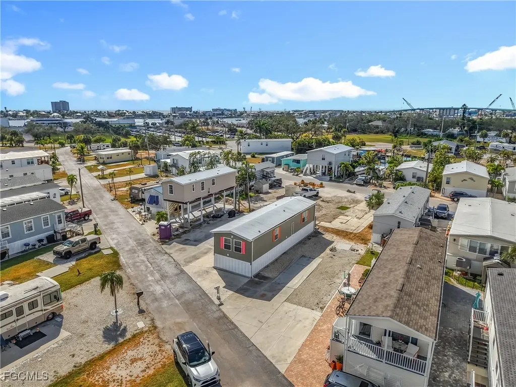 16 Helen Lane Fort Myers Beach FL 33931