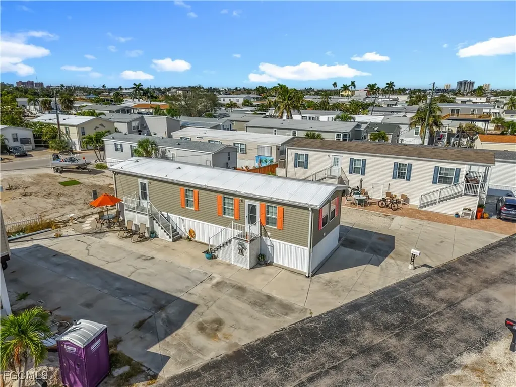 16 Helen Lane Fort Myers Beach FL 33931