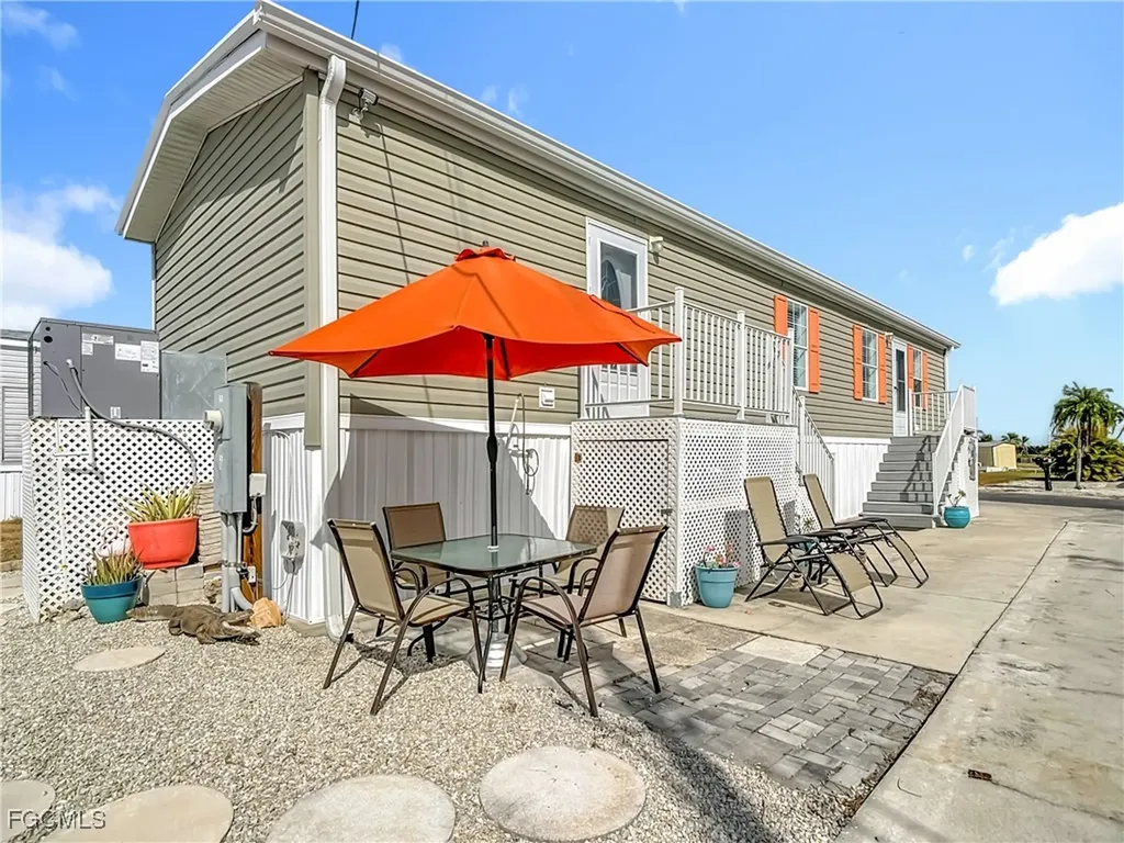 16 Helen Lane Fort Myers Beach FL 33931