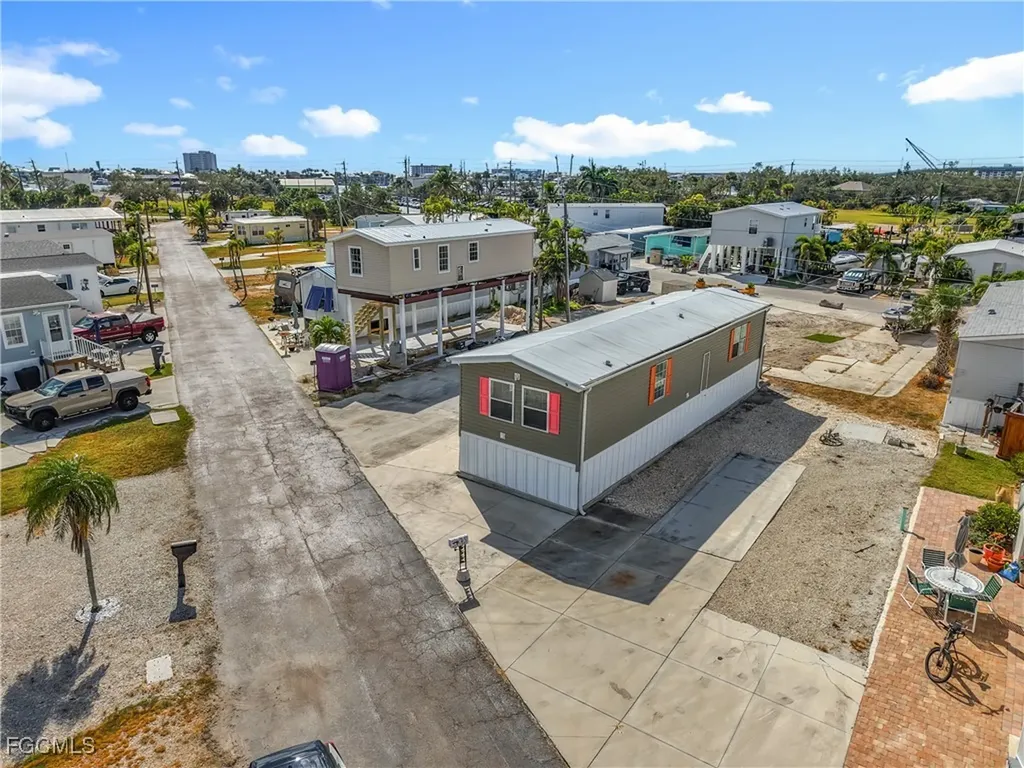 16 Helen Lane Fort Myers Beach FL 33931