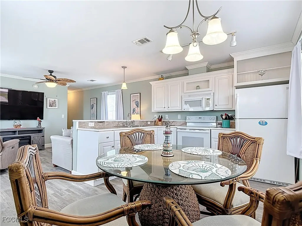 16 Helen Lane Fort Myers Beach FL 33931