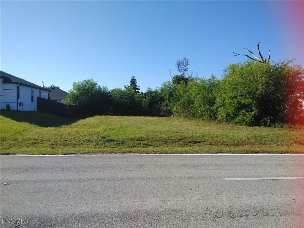 2700 Embers Parkway W Cape Coral FL 33993