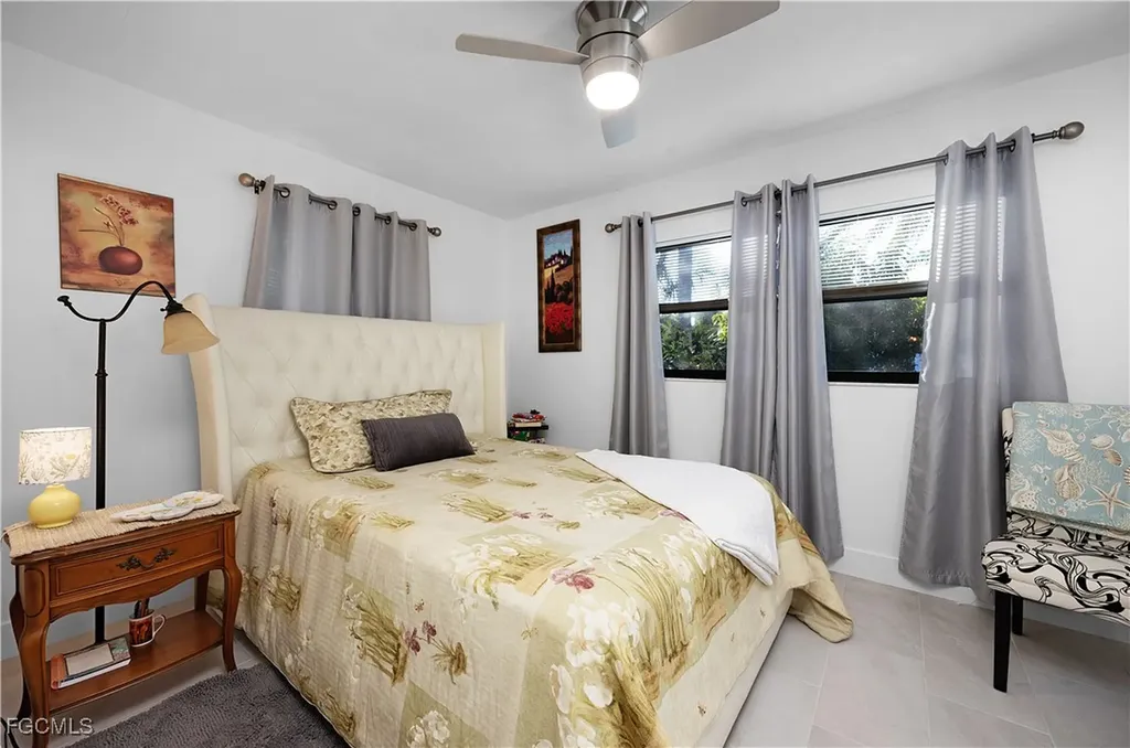 4929 Edith Esplanade Cape Coral FL 33904