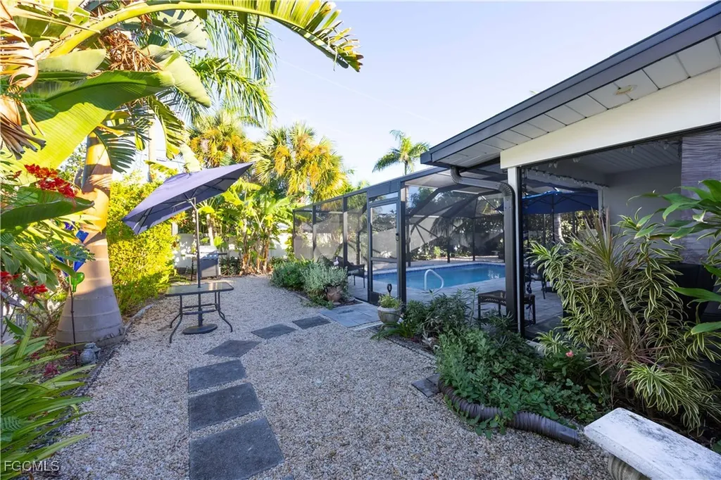 4929 Edith Esplanade Cape Coral FL 33904