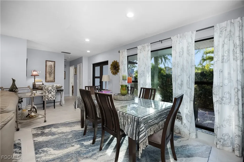 4929 Edith Esplanade Cape Coral FL 33904