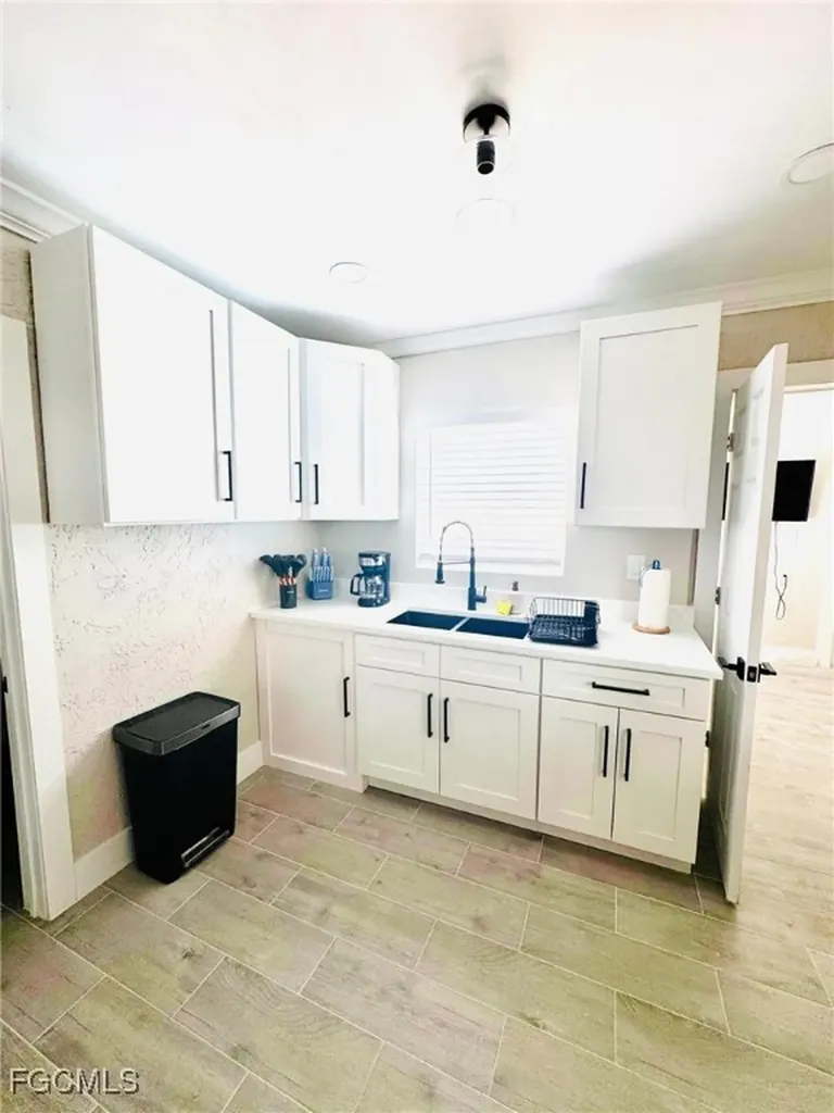 127-129 Fairweather Lane Fort Myers Beach FL 33931