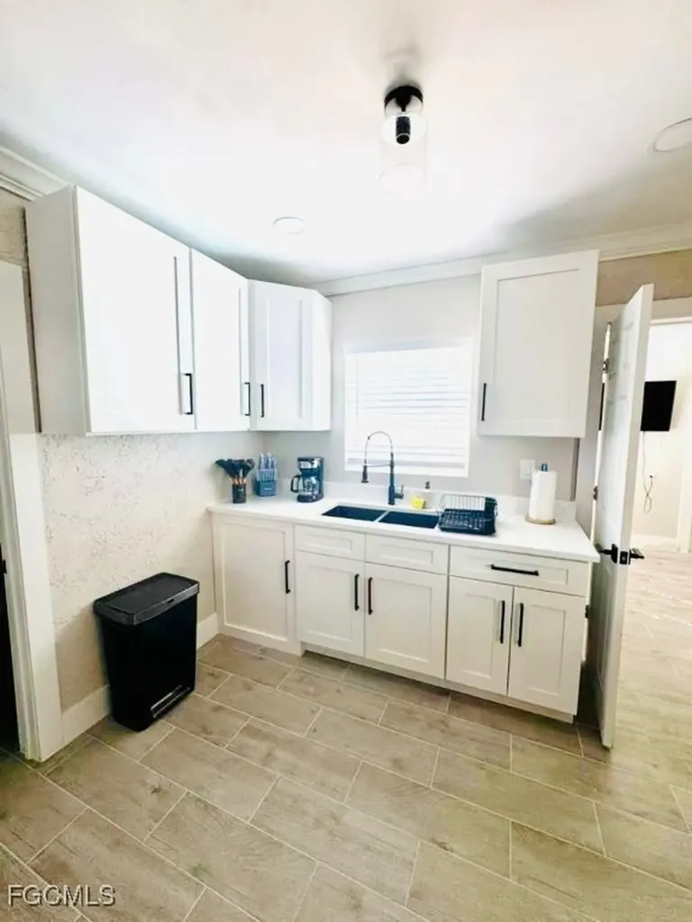 127-129 Fairweather Lane Fort Myers Beach FL 33931