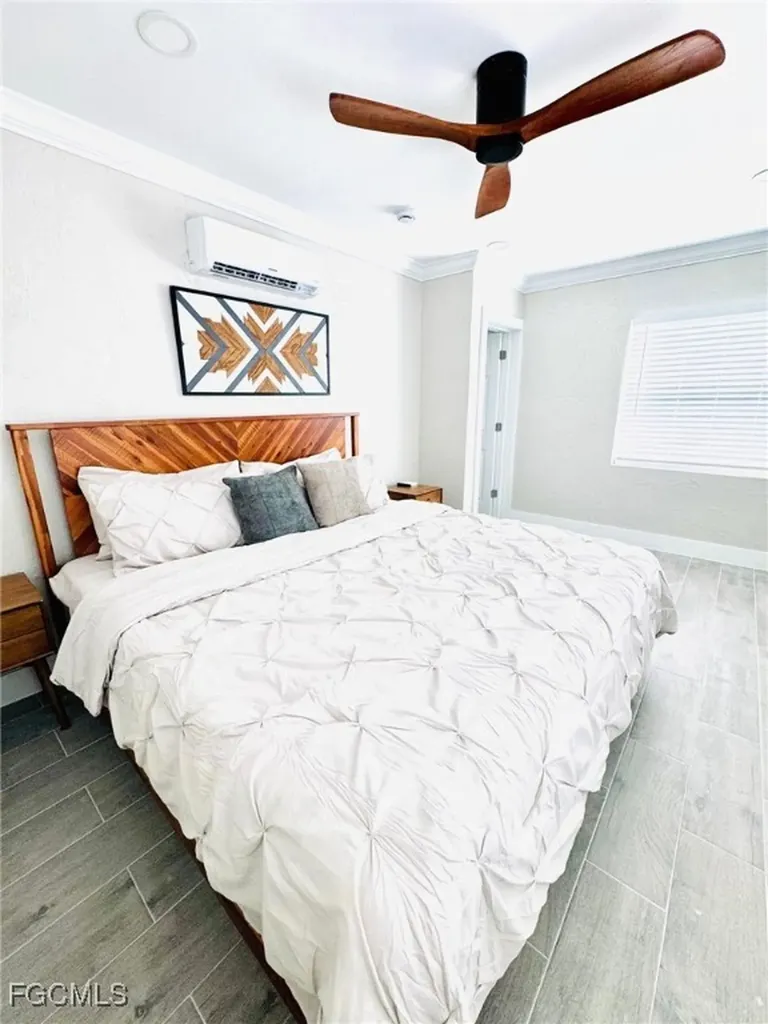 127-129 Fairweather Lane Fort Myers Beach FL 33931