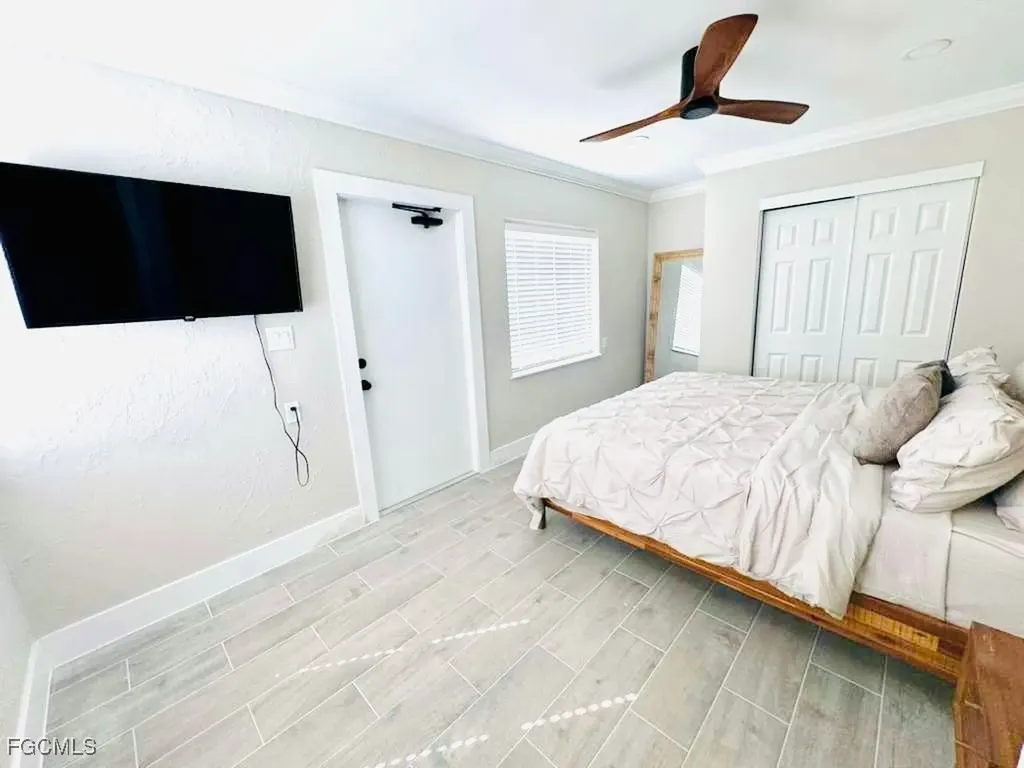 127-129 Fairweather Lane Fort Myers Beach FL 33931