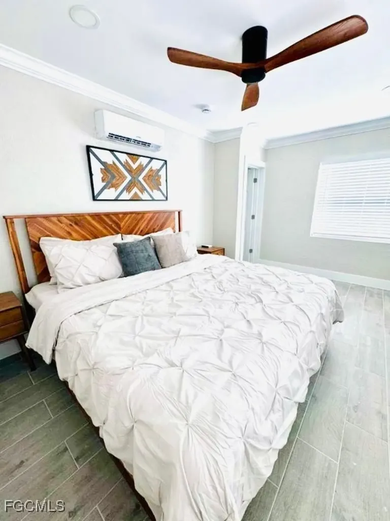 127-129 Fairweather Lane Fort Myers Beach FL 33931