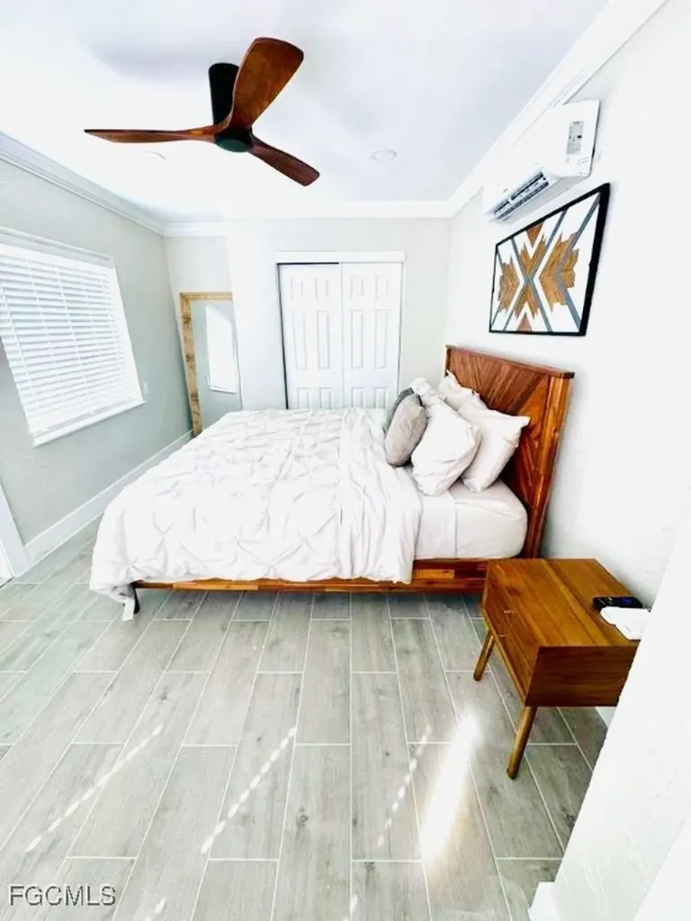 127-129 Fairweather Lane Fort Myers Beach FL 33931