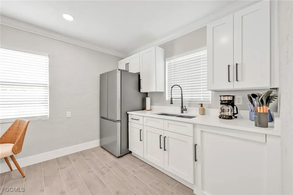 127-129 Fairweather Lane Fort Myers Beach FL 33931