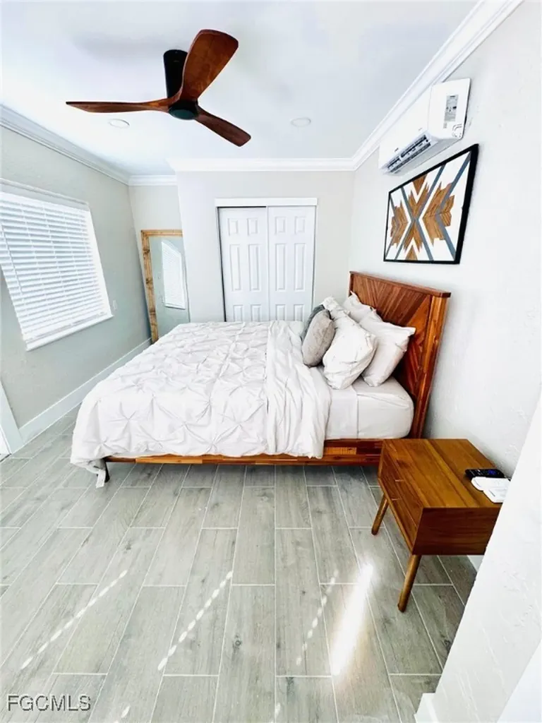 127-129 Fairweather Lane Fort Myers Beach FL 33931