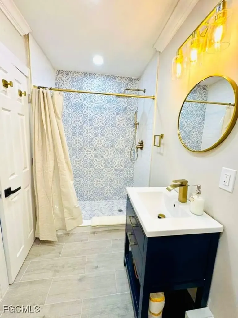 127-129 Fairweather Lane Fort Myers Beach FL 33931