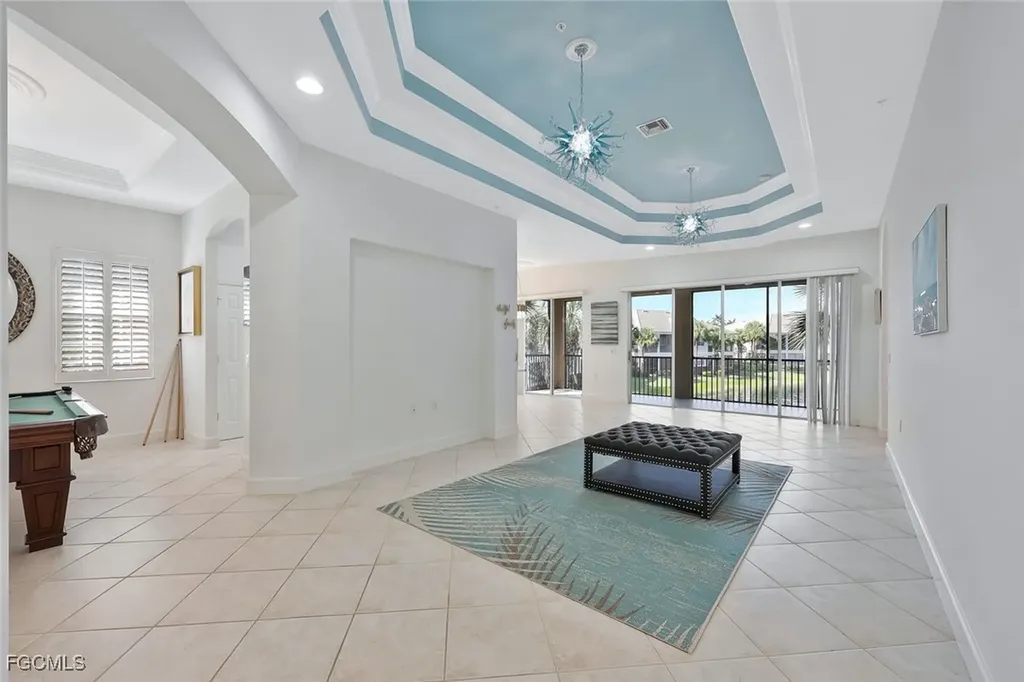 10085 Valiant Court Miromar Lakes FL 33913