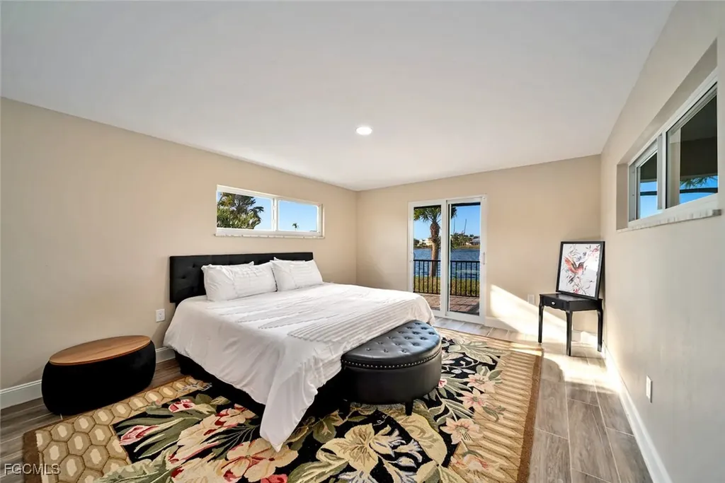 421 Lake Murex Circle Sanibel FL 33957