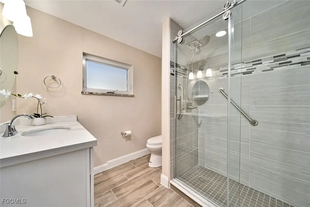 421 Lake Murex Circle Sanibel FL 33957