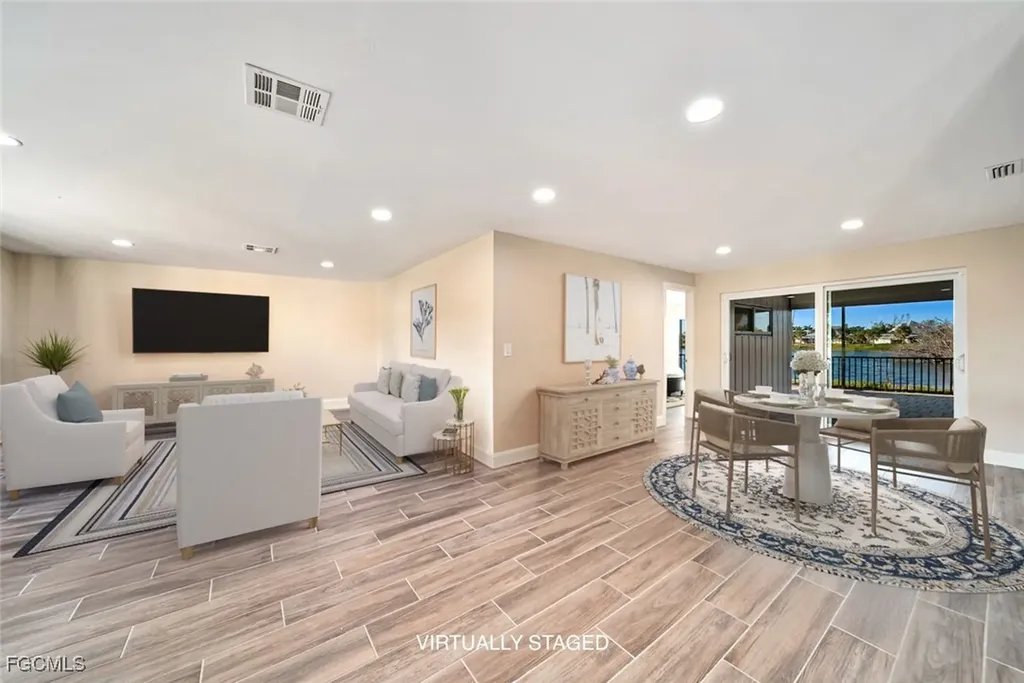 421 Lake Murex Circle Sanibel FL 33957