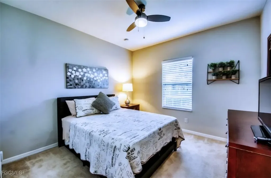 2541 SW 13th Avenue Cape Coral FL 33914