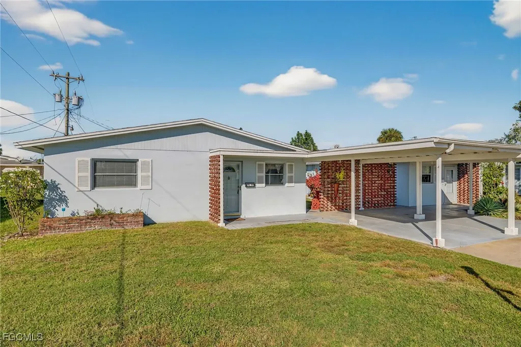 2207 Croton Court Lehigh Acres FL 33936