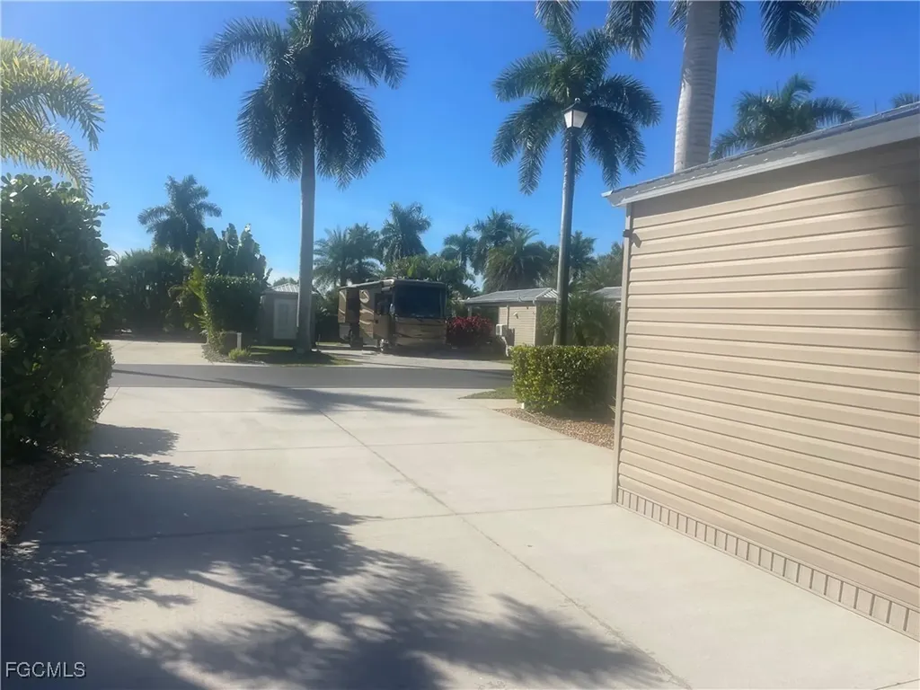 10347 Prairie Iris Trail Fort Myers FL 33905