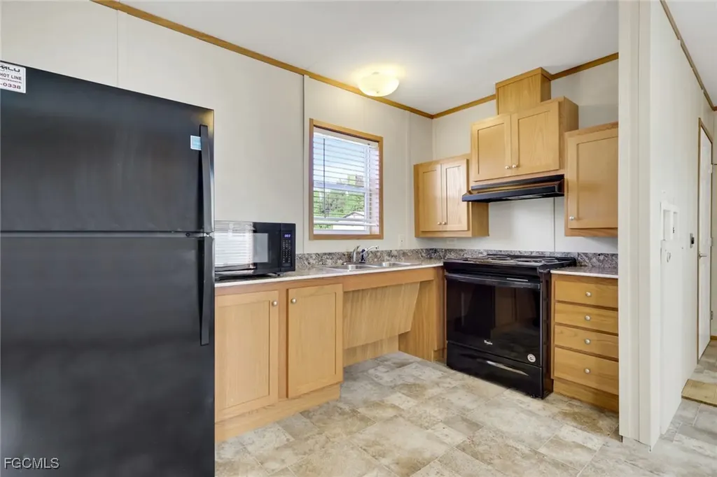 8111 Breeze Drive North Fort Myers FL 33917